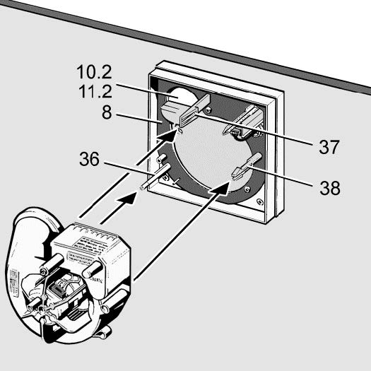 A ventilátorbetét a falra szerelt alsó házba tolva, a reteszek (36-38) bekattannak (a Maico útmutatójának ábrája)